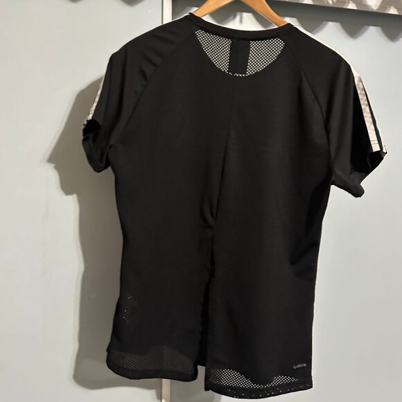 M adidas black workout tshirt - Picture 2 of 8